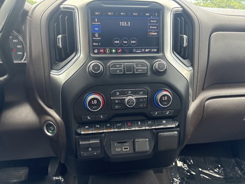 Used 2021 Chevrolet Silverado 1500 LT w/ Safety Package II image 19