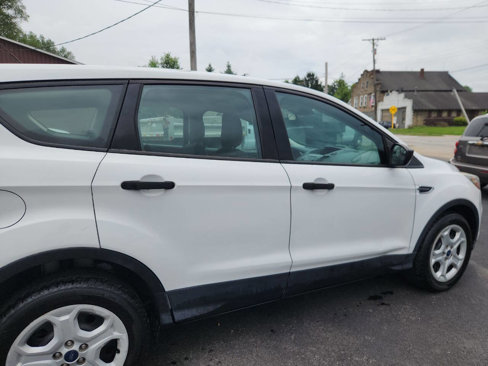 Used 2018 Ford Escape S image 5