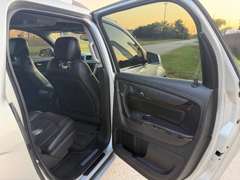 Used 2016 GMC Acadia Denali image 18