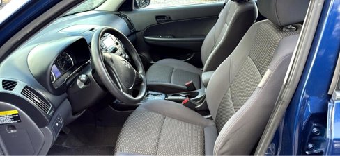 Used 2011 Hyundai Elantra GLS image 12