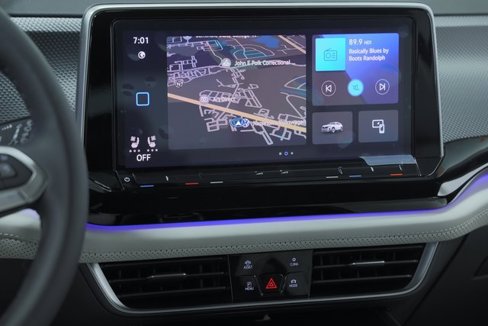 New 2025 Volkswagen Atlas Cross Sport SEL Premium R-Line image 17