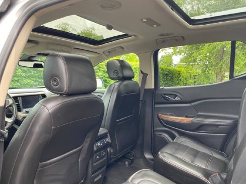 Used 2019 GMC Acadia Denali w/ Technology Package image 8
