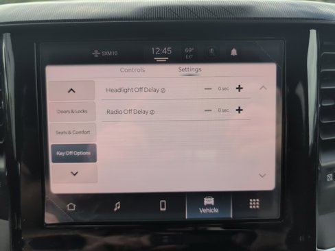 New 2025 RAM 1500 4x4 Crew Cab image 57