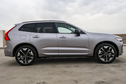 New 2026 Volvo XC60 B5 Plus w/ Climate Package PRO image 4