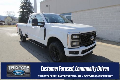 New 2025 Ford F250 XLT image 1