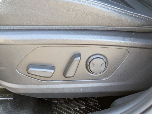 Used 2023 Hyundai Tucson Limited image 16