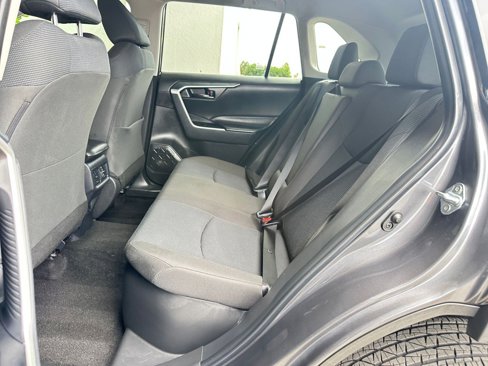 Used 2025 Toyota RAV4 LE image 37
