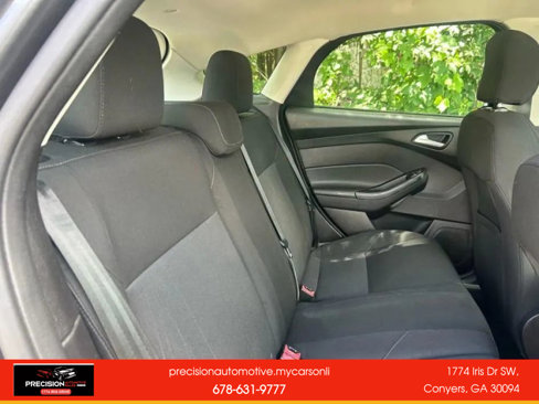 Used 2015 Ford Focus SE image 27