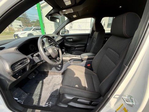 Used 2023 Honda HR-V Sport image 19