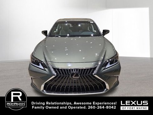 New 2025 Lexus ES 350 w/ Premium Package image 3