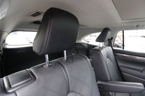 Used 2022 Toyota Highlander Platinum image 25