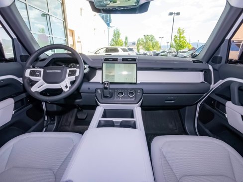 New 2025 Land Rover Defender 110 S image 40