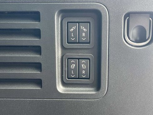 New 2026 Buick Enclave Sport Touring w/ Power Package image 26