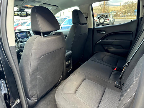 Used 2022 Chevrolet Colorado LT w/ LT Convenience Package image 8