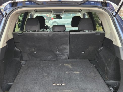 Used 2023 Nissan Rogue SV image 32