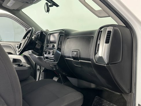 Used 2018 Chevrolet Silverado 1500 LT w/ All Star Edition image 36