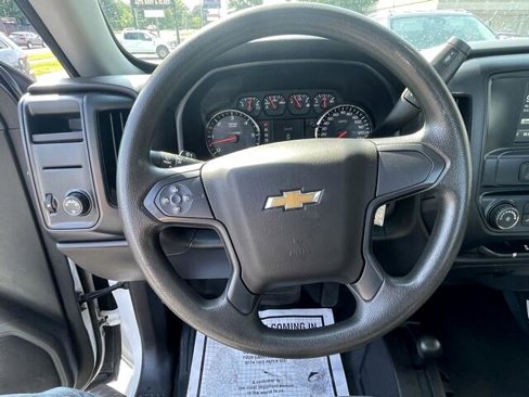 Used 2018 Chevrolet Silverado 1500 W/T w/ Snow Plow Prep Package image 12
