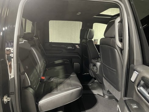 Used 2025 GMC Sierra 2500 AT4X image 27