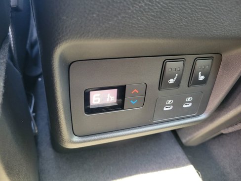 New 2026 Nissan Rogue Platinum image 36