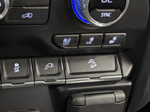Used 2021 GMC Sierra 1500 AT4 w/ AT4 Preferred Package image 29