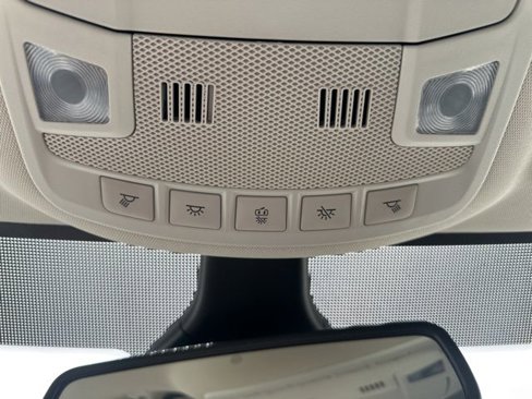 Used 2024 Ford Edge Titanium image 36