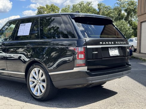 Used 2017 Land Rover Range Rover HSE image 18