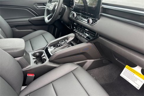 New 2025 GMC Canyon Elevation w/ Convenience Package image 17