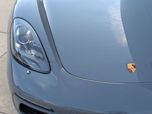 Certified 2025 Porsche 718 Cayman image 12