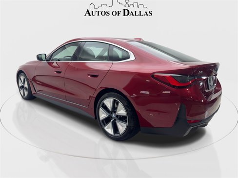 Used 2025 BMW i4 eDrive40 w/ Premium Package image 9
