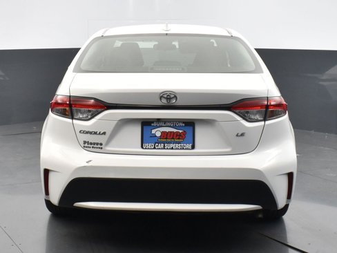Used 2022 Toyota Corolla LE image 37