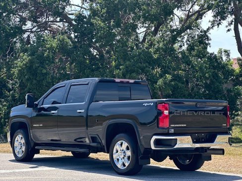 Used 2020 Chevrolet Silverado 2500 LTZ w/ LTZ Premium Package image 3