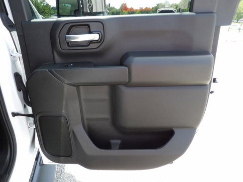 Used 2024 GMC Sierra 3500 Pro image 35