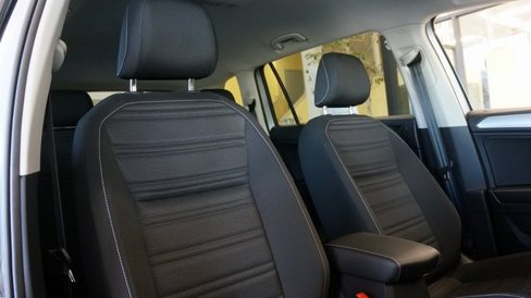 Used 2024 Volkswagen Tiguan S image 53
