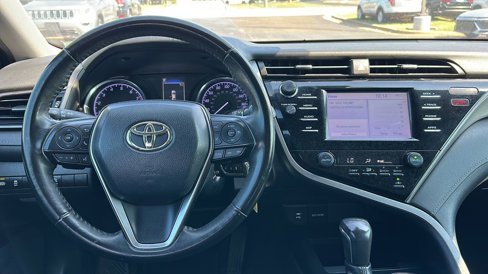Used 2019 Toyota Camry SE image 10
