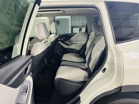 Used 2023 Subaru Forester Premium image 26