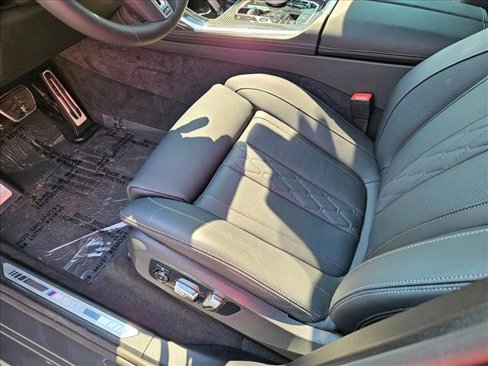 New 2026 BMW X7 M60i image 4