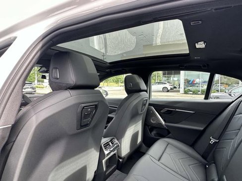 New 2026 BMW 550e xDrive w/ Premium Package image 11