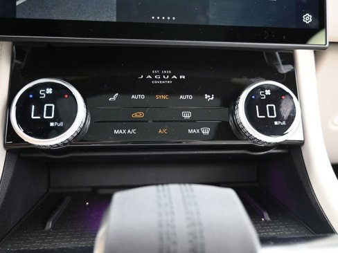 New 2026 Jaguar F-PACE R-Dynamic S image 27
