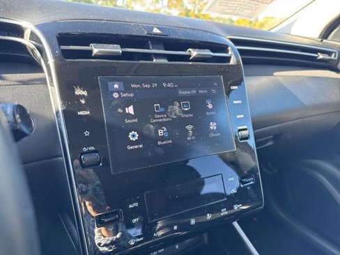 Used 2023 Hyundai Tucson SEL w/ Convenience Package image 17