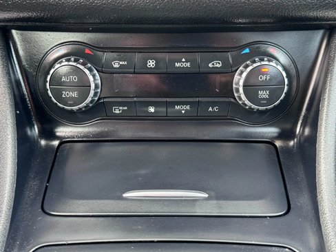 Used 2015 Mercedes-Benz CLA 250 image 23