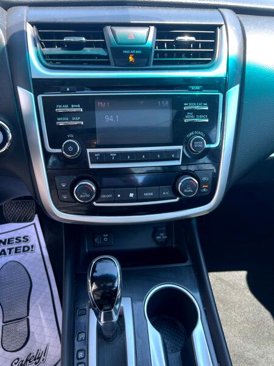 Used 2018 Nissan Altima 2.5 SV image 19