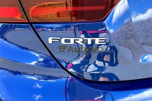 Used 2023 Kia Forte LXS image 32