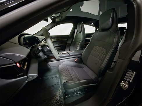 Used 2025 Porsche Taycan 4S image 5