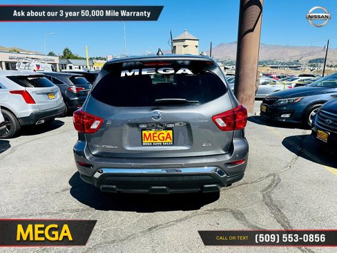 Used 2020 Nissan Pathfinder S image 18