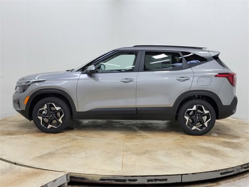New 2026 Kia Seltos S image 8
