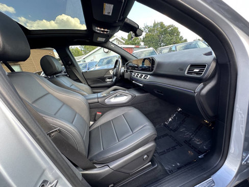 Used 2022 Mercedes-Benz GLS 450 4MATIC image 14