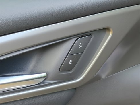 New 2026 Chevrolet Traverse LT w/ Sun and Wheel Package image 22