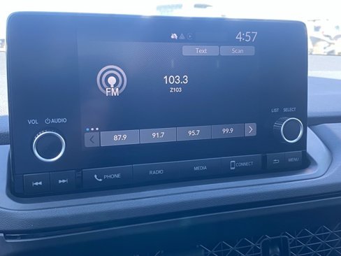 Used 2025 Honda Accord LX image 38