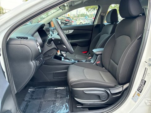 Used 2024 Kia Forte LXS image 10