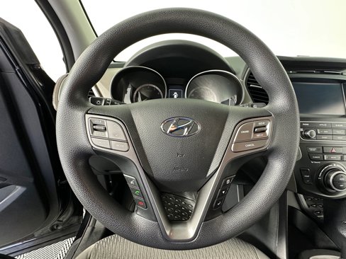 Used 2017 Hyundai Santa Fe SE image 33